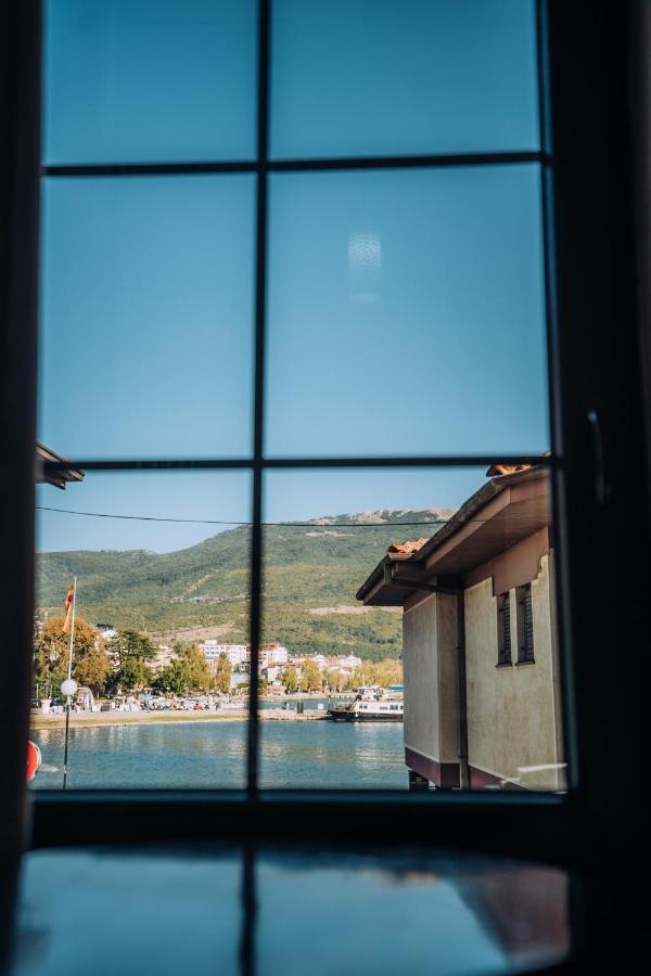 Villa Sara Lake View Ohrid Bagian luar foto
