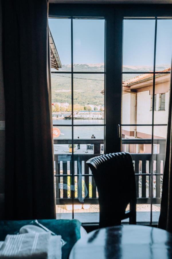 Villa Sara Lake View Ohrid Bagian luar foto